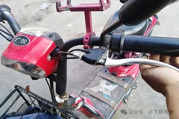附近电瓶车换电瓶_附近电动车换电瓶_电动车换电瓶去专卖店吗